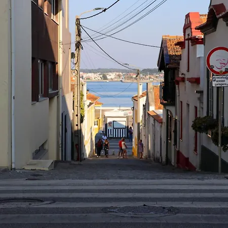 Beachfront T2 Costa Nova Surf Aveiro Apartmán *